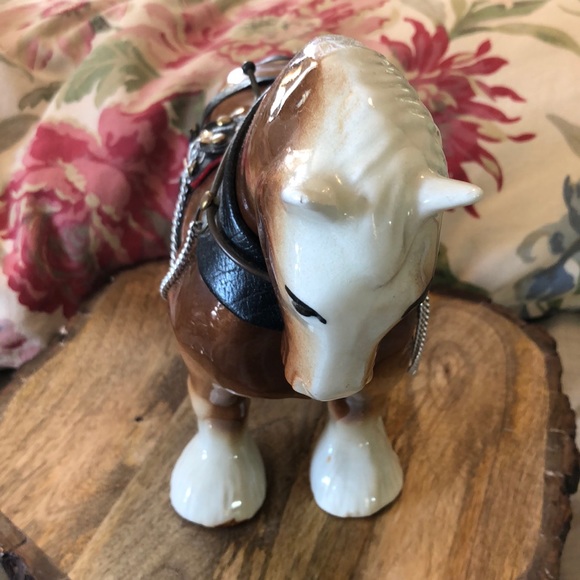 ANTIQUE MCM Porcelain Horse Clydesdale w/ accoutrements Figurine Budweiser Beer - Picture 6 of 16